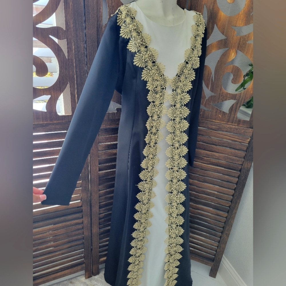 ABAYA